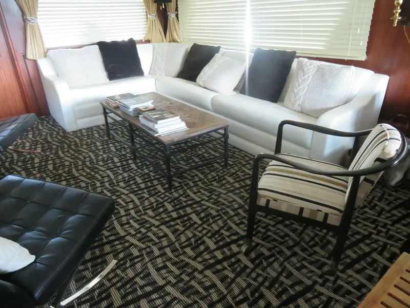 Slide: The Image of Hatteras 58 Motor Yacht 1986 - 5974915