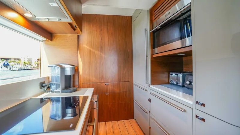 Slide: The Image of Princess 85 2021 - 5981611