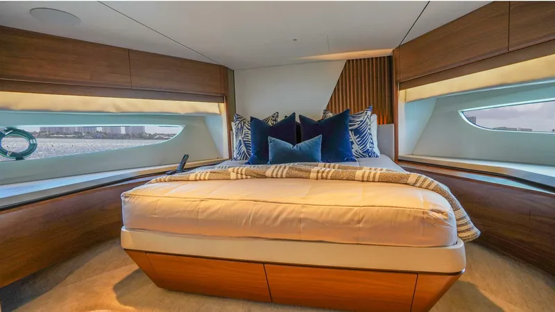 Slide: The Image of Princess 85 2021 - 5981619