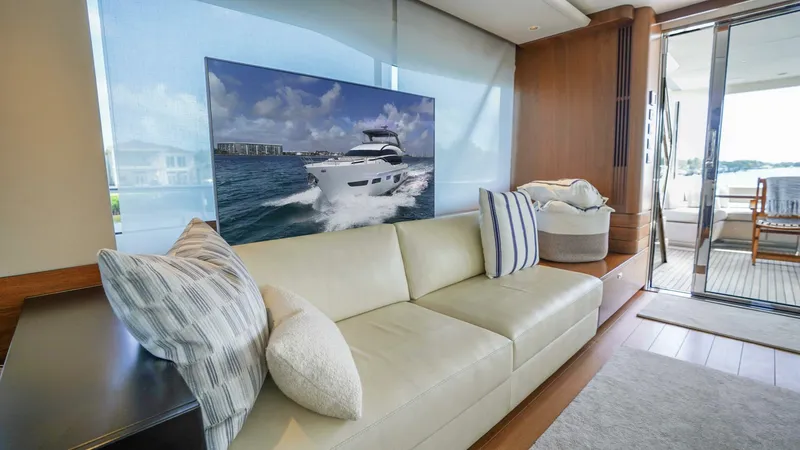 Slide: The Image of Princess 85 2021 - 5981606