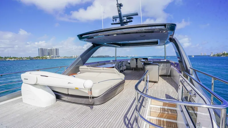 Slide: The Image of Princess Y85 2021 - 5981625