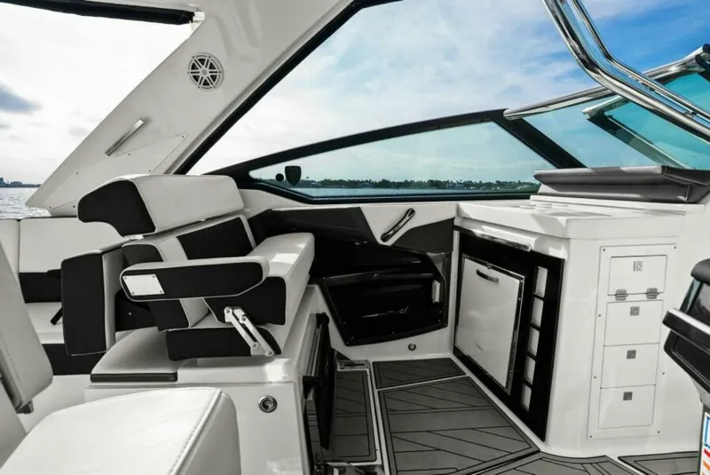 Slide: The Image of 2023 Monterey 385 SS - Seating  - 5975335