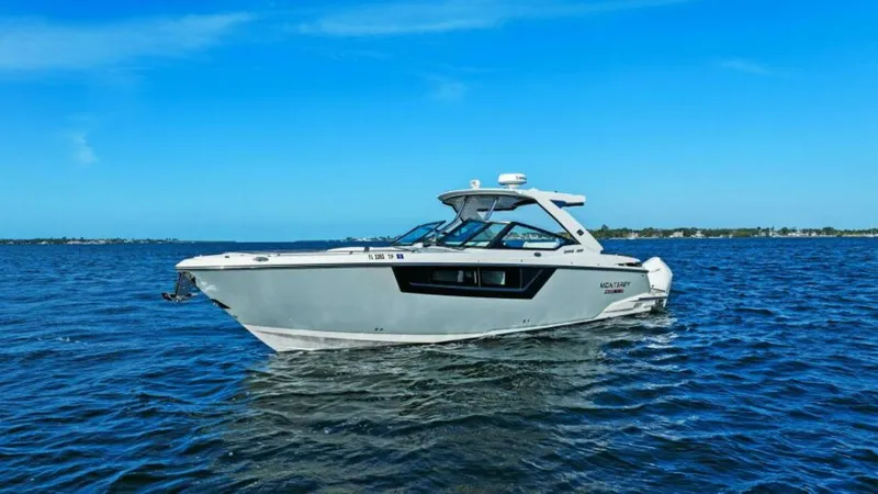 Slide: The Image of 2023 Monterey 385 SS - Profile - 5975362