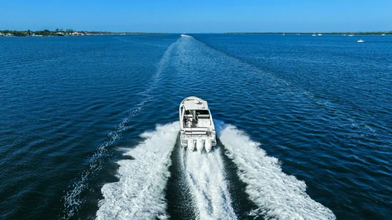 Slide: The Image of 2023 Monterey 385 SS - Profile - 5975369