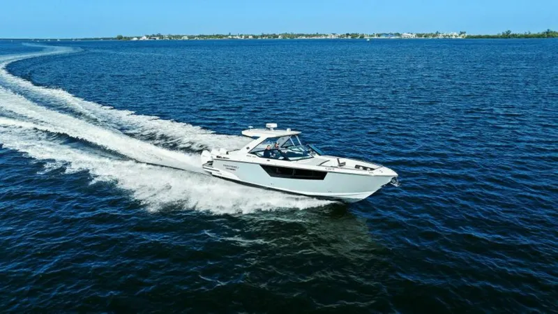 Slide: The Image of 2023 Monterey 385 SS - Profile - 5975373