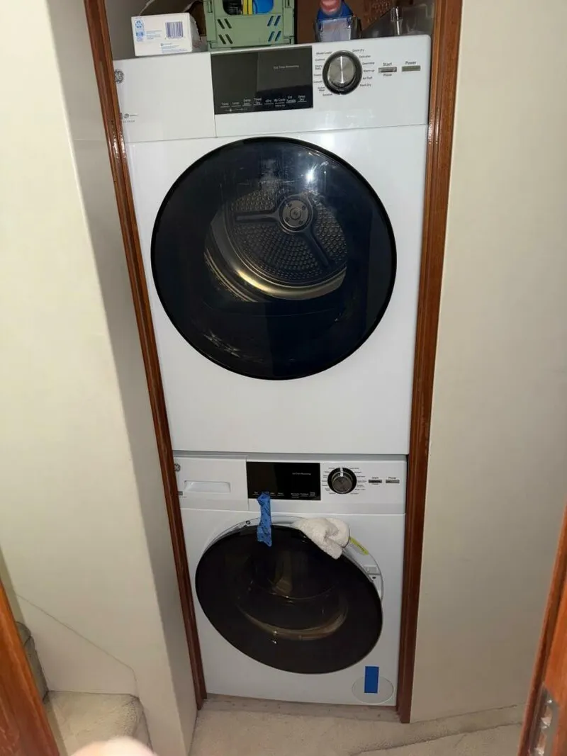 Slide: The Image of washer & dryer - 5978597