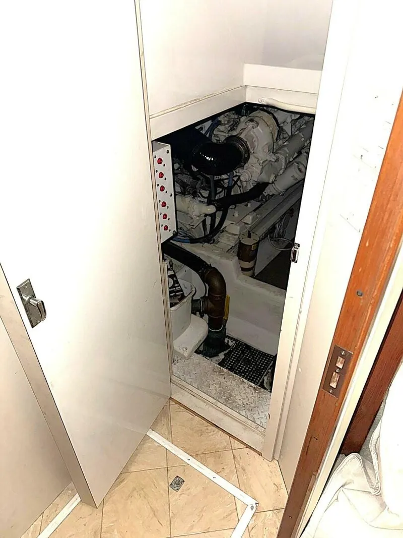 Slide: The Image of engine room door - 5978620