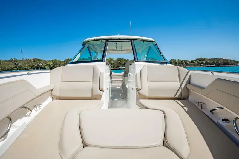 Slide: The Image of Pursuit DC 325 2017 - 5975879