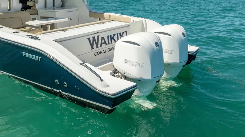 Slide: The Image of Pursuit DC 325 2017 - 5975899