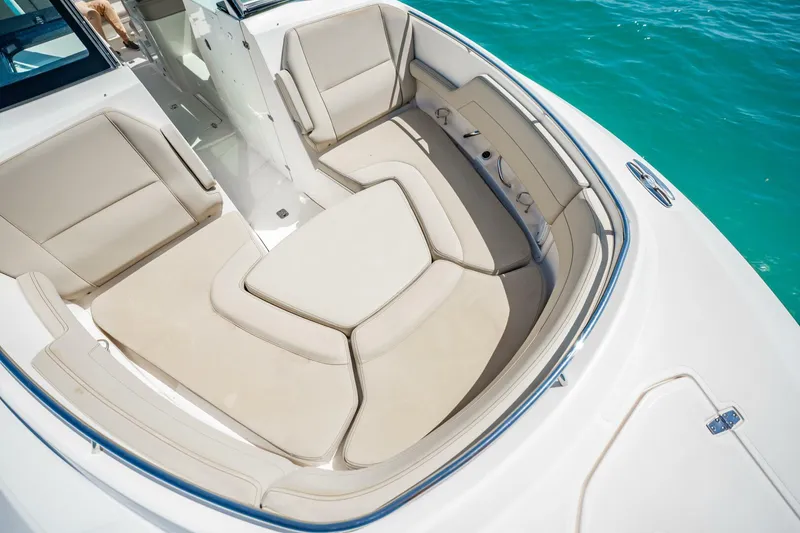 Slide: The Image of Pursuit DC 325 2017 - 5975923