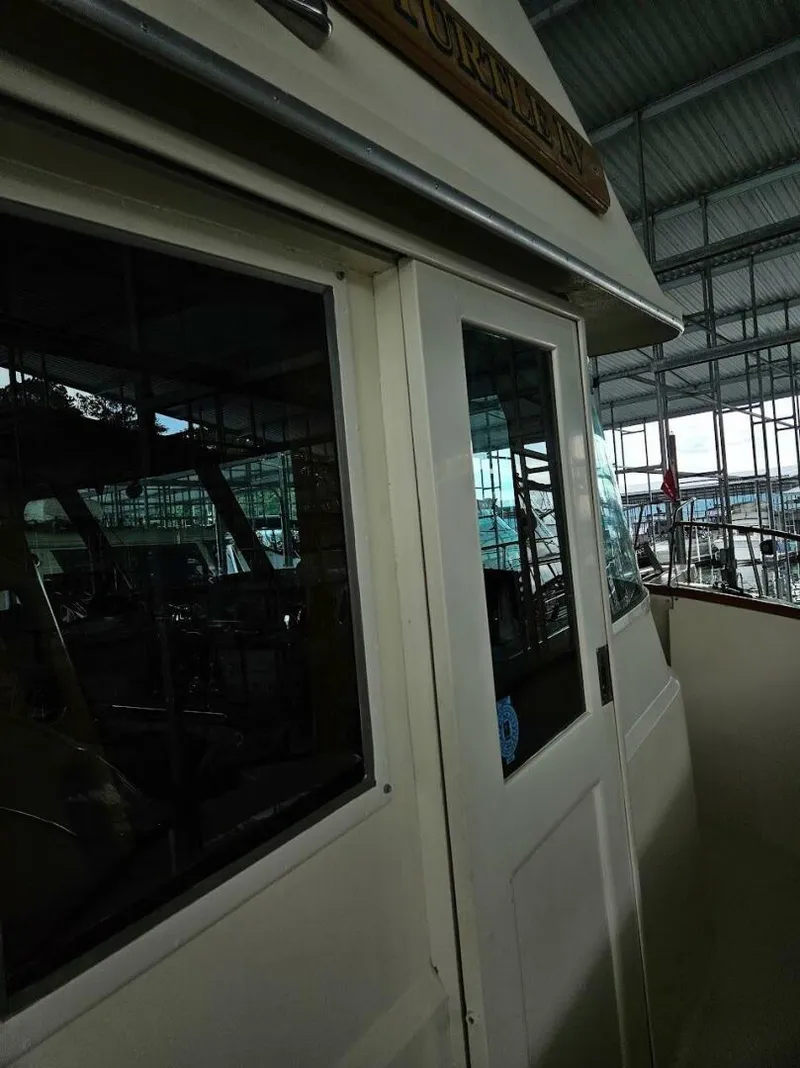 Slide: The Image of Hatteras 58 LRC 1975 - 5976263