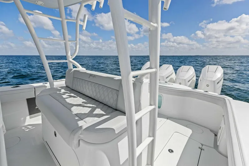 Slide: The Image of 2024 42 Yellowfin Cockpit - 5975932