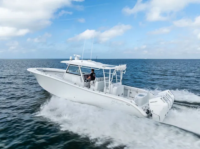 Slide: The Image of Yellowfin 42 Offshore 2024 - 48