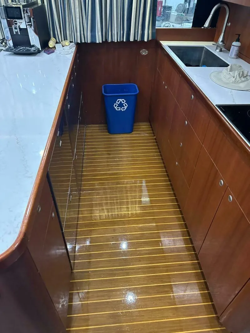 Slide: The Image of Buddy Davis SPORTFISH 2001 - 5978034