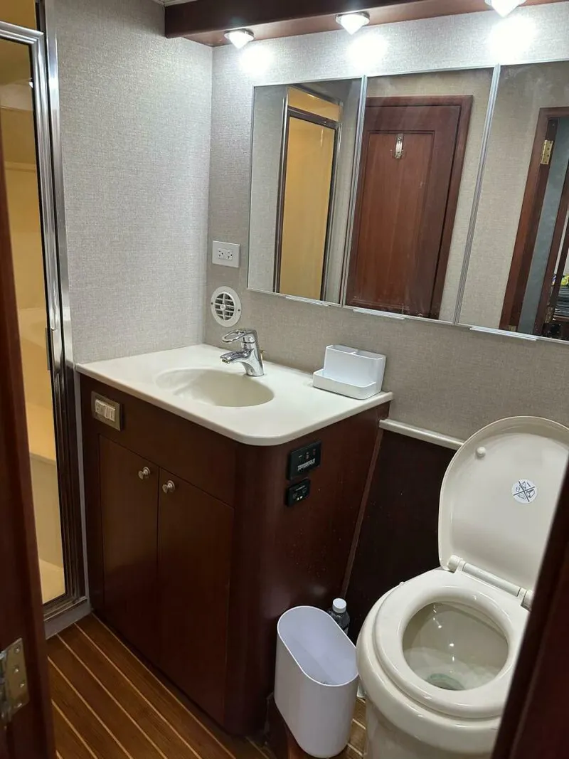 Slide: The Image of Buddy Davis SPORTFISH 2001 - 5978066