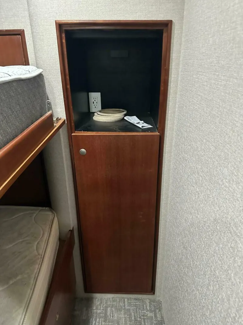 Slide: The Image of Buddy Davis SPORTFISH 2001 - 5978085