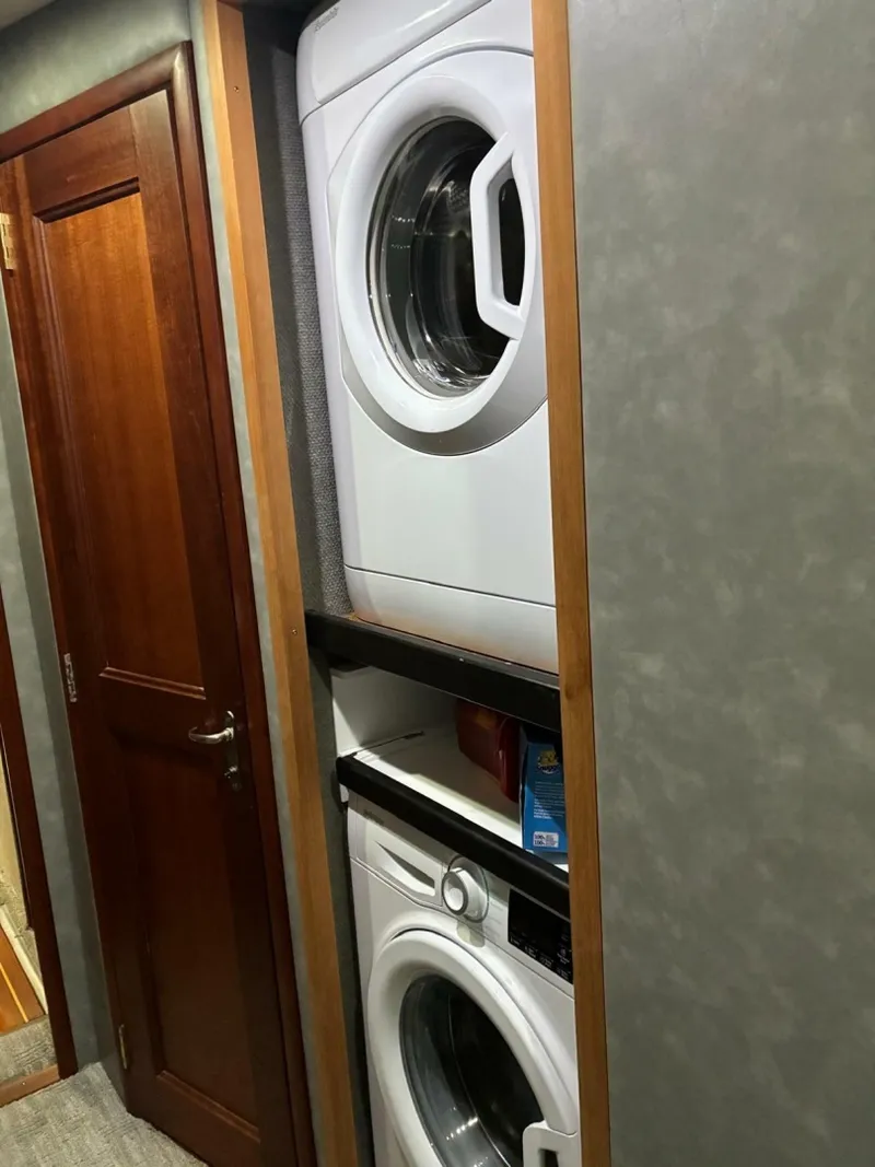 Slide: The Image of Buddy Davis SPORTFISH 2001 - 6041595