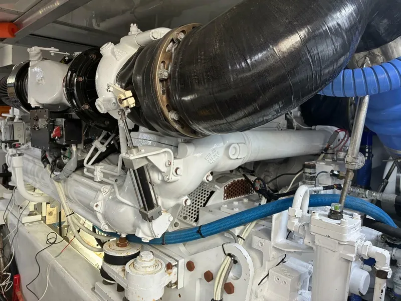 Slide: The Image of Buddy Davis SPORTFISH 2001 - 6041602