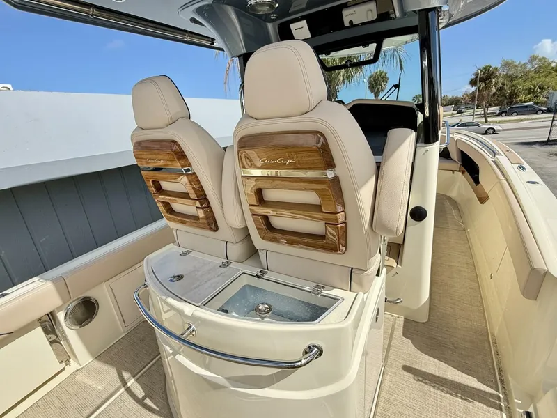 Slide: The Image of Chris-Craft 31 Catalina 2026 - 5976572