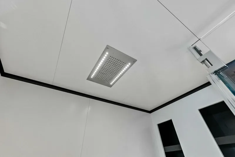 Slide: The Image of Custom 33 Navetta 2023 - 5984866