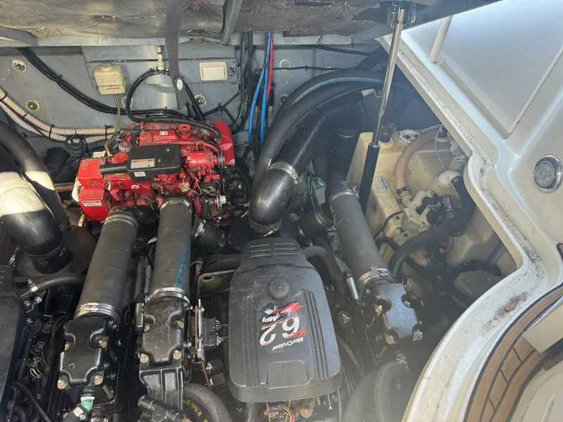 Slide: The Image of Sea Ray 320 Sundancer 2002 - 5977153