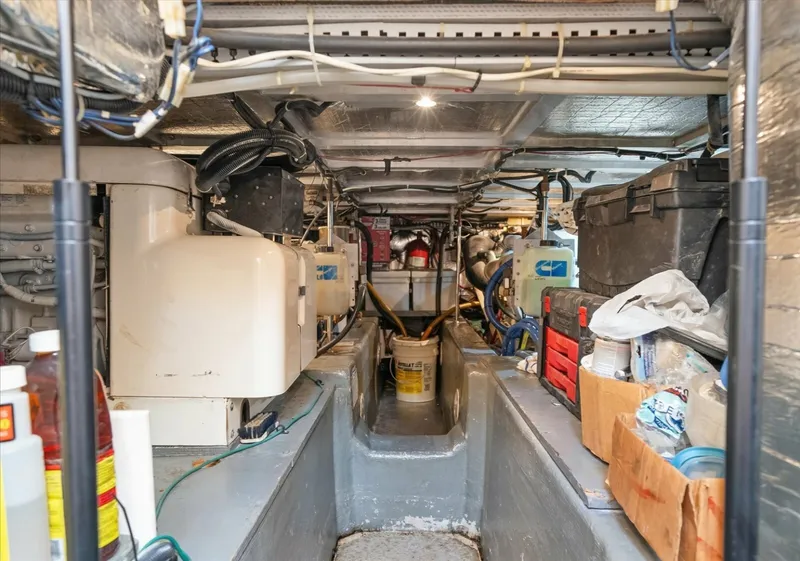 Slide: The Image of Carver Yachts 455 Aft Cabin MY 1998 - 6014095