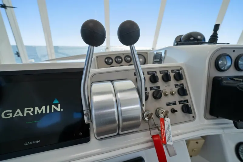 Slide: The Image of Carver Yachts 455 Aft Cabin MY 1998 - 6014013