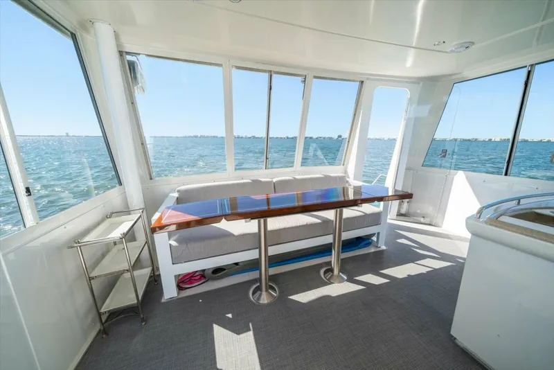 Slide: The Image of Carver Yachts 455 Aft Cabin MY 1998 - 6014027