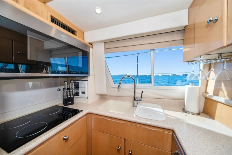 Slide: The Image of Carver Yachts 455 Aft Cabin MY 1998 - 6014037