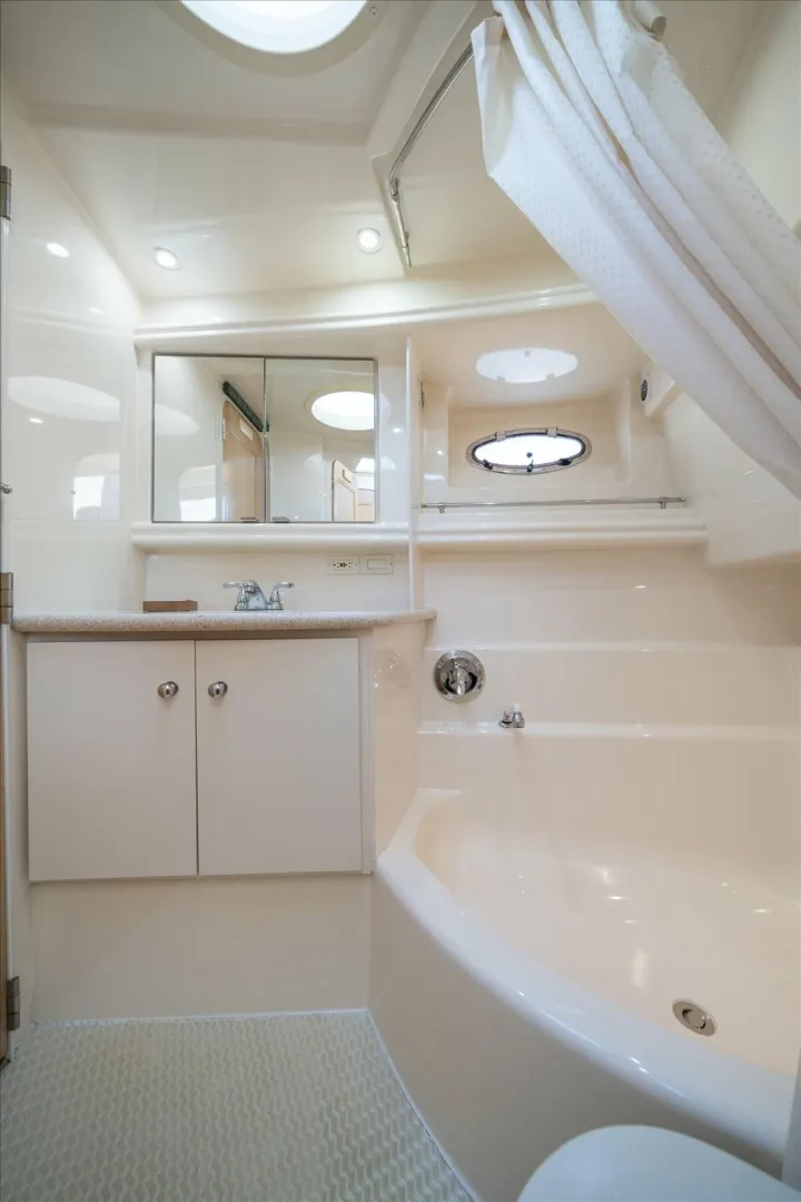 Slide: The Image of Carver Yachts 455 Aft Cabin MY 1998 - 6014071