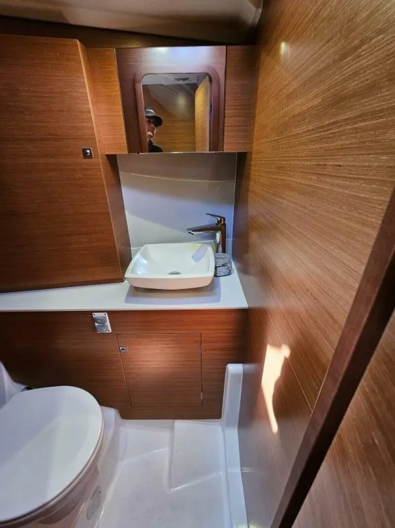 Slide: The Image of Dufour 45 2018 - 5977188