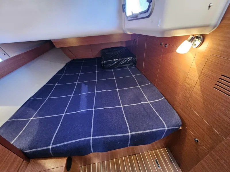 Slide: The Image of Dufour 45 2018 - 5977202