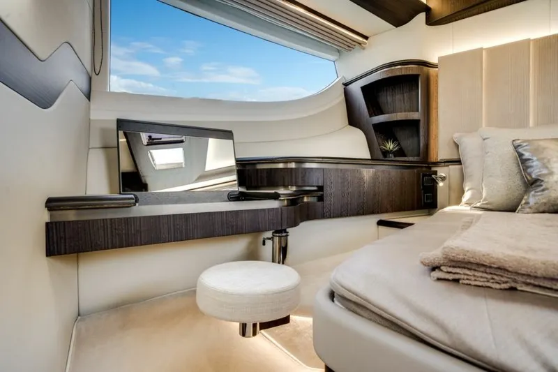 Slide: The Image of Galeon 560 FLY 2024 - 5977041