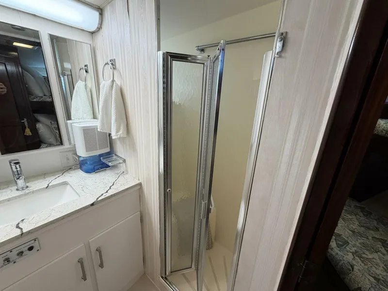 Slide: The Image of Hatteras Motor Yacht 1987 - 5978302