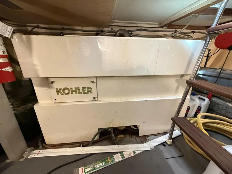 Slide: The Image of Hatteras Motor Yacht 1987 - 5978358