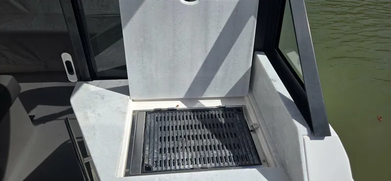 Slide: The Image of Regal 36 XO 2021 - 5978401