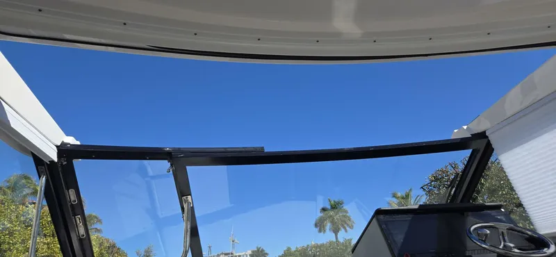 Slide: The Image of Regal 36 XO 2021 - 5978449