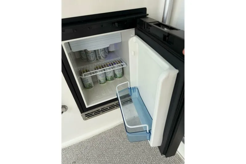 Slide: The Image of Sea Ray 44 Sedan Bridge 2006 - 5996698