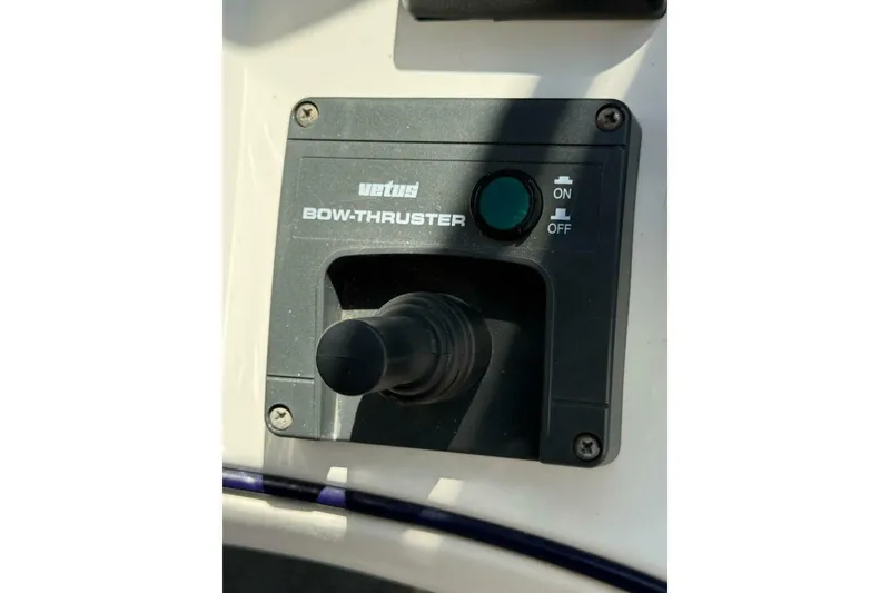 Slide: The Image of Sea Ray 44 Sedan Bridge 2006 - 5996760