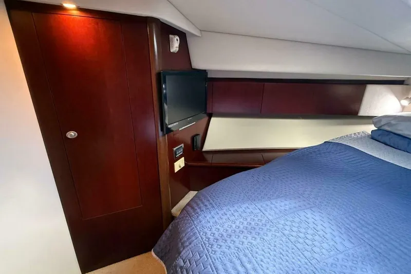 Slide: The Image of Sea Ray 44 Sedan Bridge 2006 - 5996734