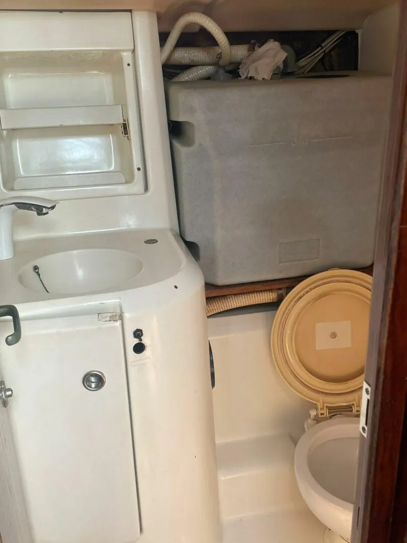 Slide: The Image of Beneteau Oceanis 440 1991 - 5978572