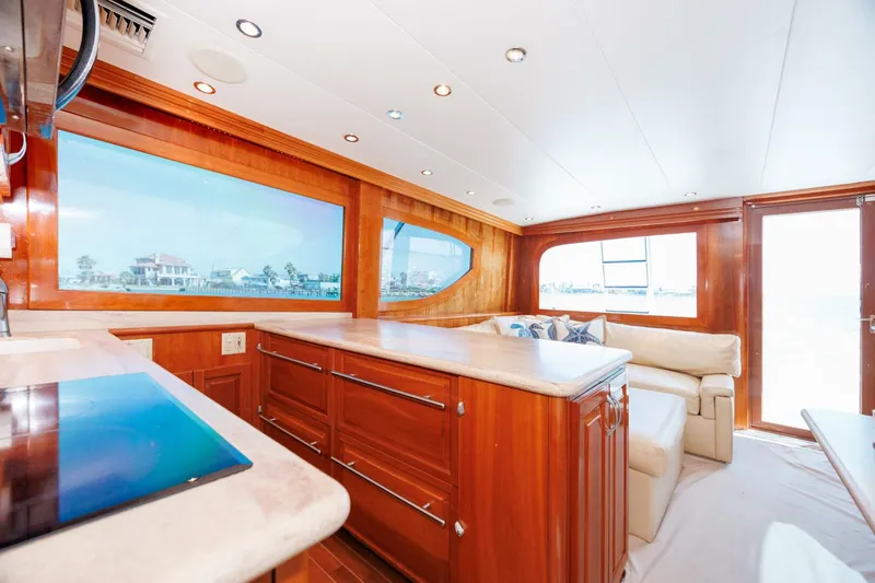 Slide: The Image of 2002 Hatteras 50 Convertible  - 5979018