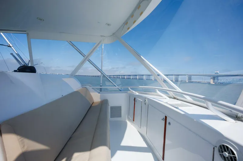 Slide: The Image of 2002 Hatteras 50 Convertible  - 5979052