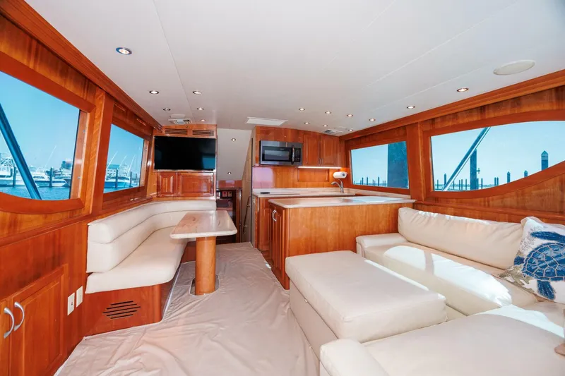 Slide: The Image of 2002 Hatteras 50 Convertible  - 5979011