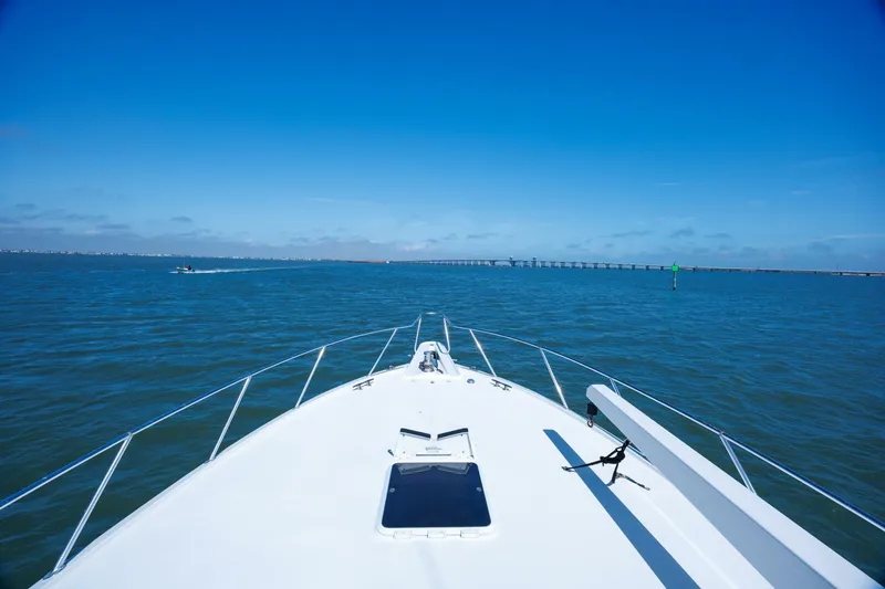 Slide: The Image of 2002 Hatteras 50 Convertible  - 5979066