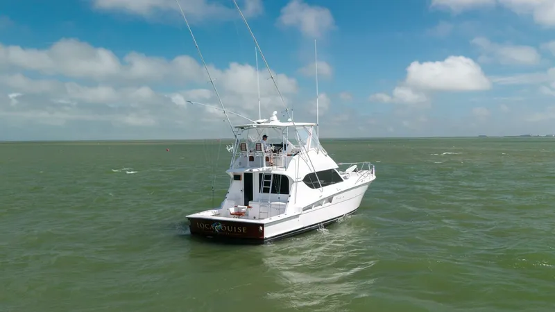 Slide: The Image of 2002 Hatteras 50 Convertible  - 5979067