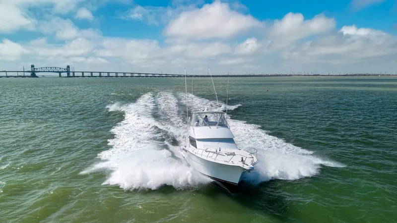 Slide: The Image of 2002 Hatteras 50 Convertible  - 5979074