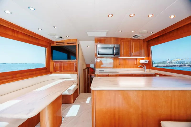 Slide: The Image of 2002 Hatteras 50 Convertible  - 5979014