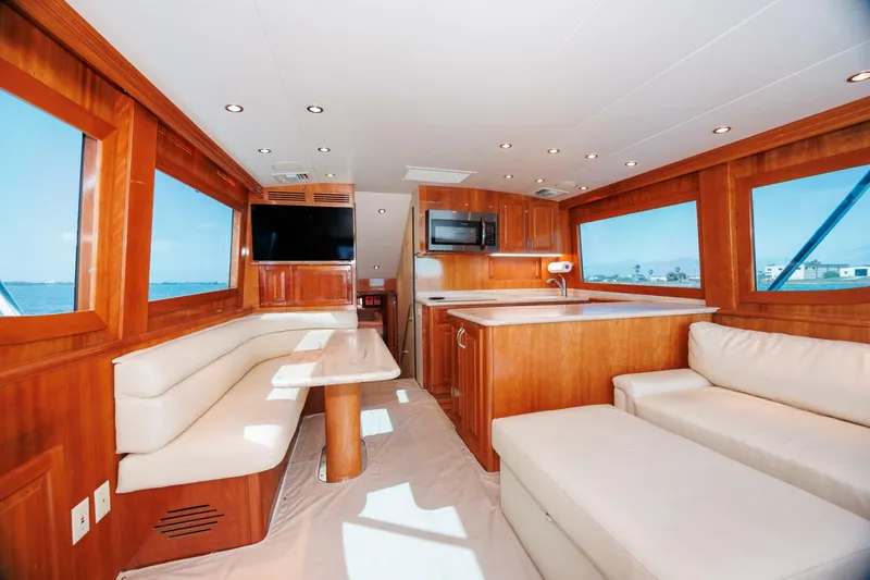 Slide: The Image of 2002 Hatteras 50 Convertible  - 5979016