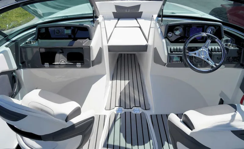 Slide: The Image of Monterey M225 2024 - 5979235